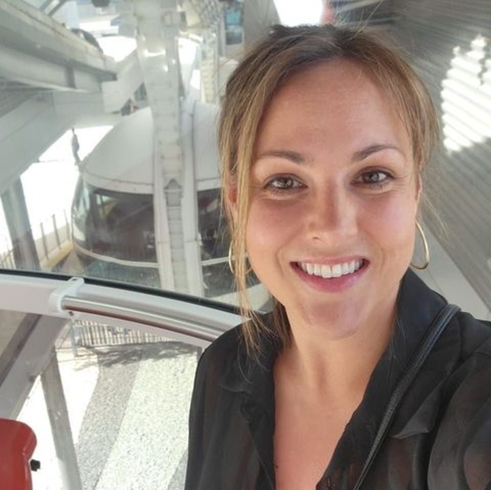 Meet your Posher, Stephanie